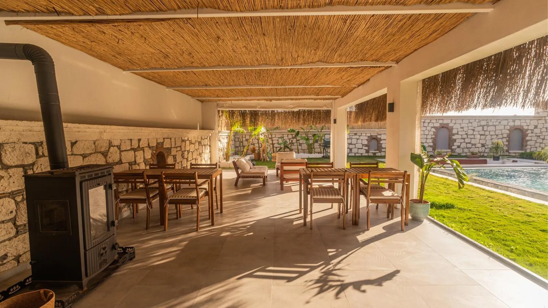 Blanco Hotell Çeşme